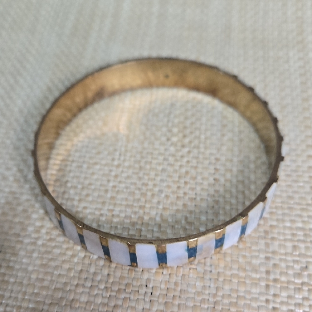 Bracelet - Picture 2 of 6